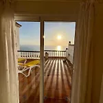 Views Gigantes, Private Heated Pool فيلة