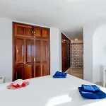 Views Gigantes, Private Heated Pool فيلة *