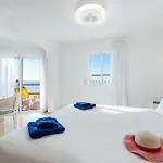 Views Gigantes, Private Heated Pool فيلة