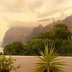 Views Gigantes, Private Heated Pool * Acantilado de los Gigantes