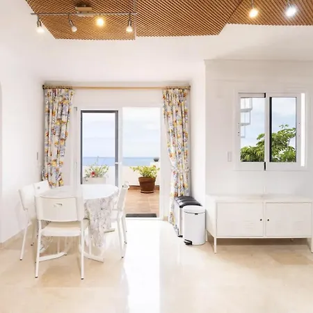 Views Gigantes, Private Splash Pool Villa *