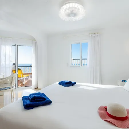 Views Gigantes, Private Splash Pool Villa